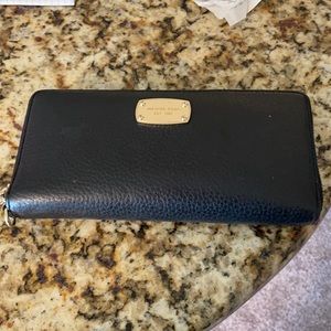 Michael Kors zipper wallet